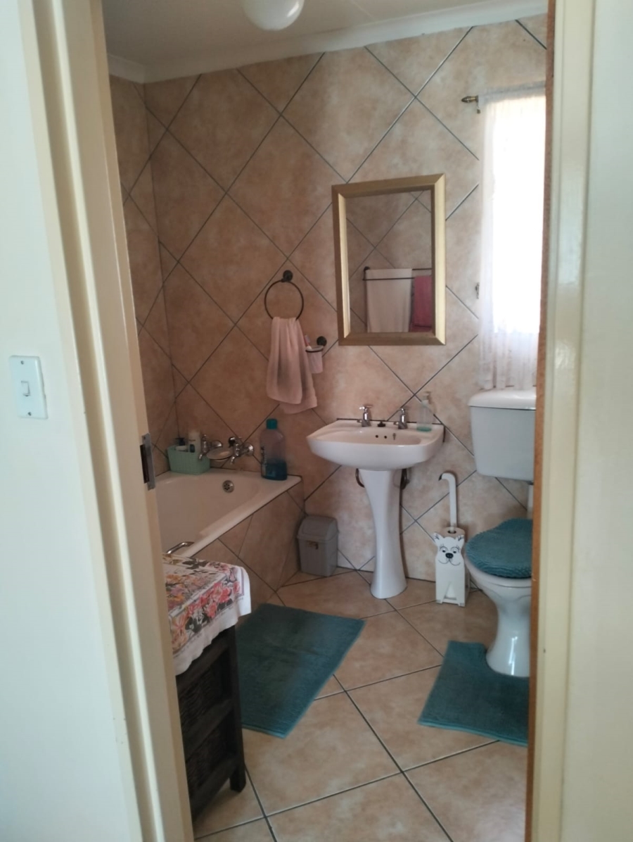 4 Bedroom Property for Sale in Sasolburg Ext 10 Free State